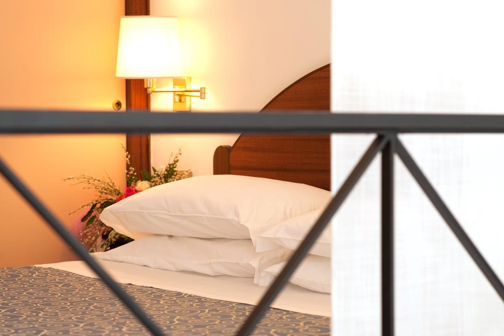 Comfort Double or Twin Room Panoramic or Sea View,110236509:JPEG